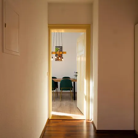 Apartmenthaus Rankestrasse 4 Дрезден Экстерьер фото